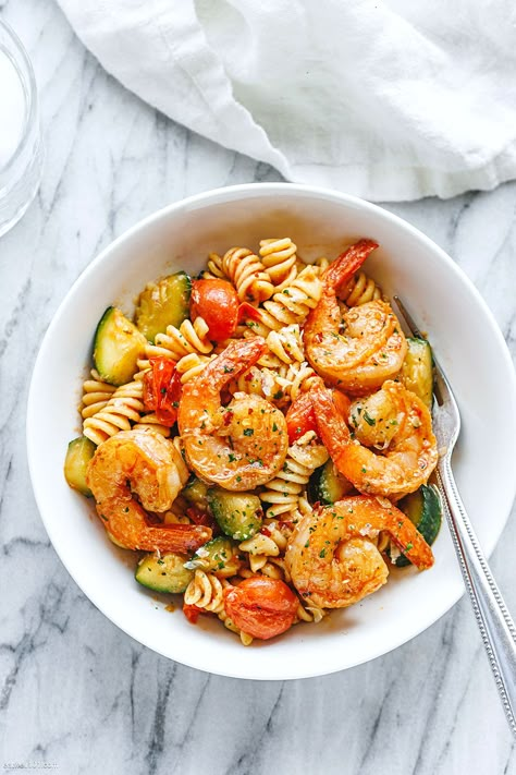 Tomato Zucchini Shrimp Pasta - #shrimp #pasta #recipe #eatwell101 - This zucchini tomato shrimp pasta recipe is a perfect weeknight dinner. You can make the shrimp pasta in less than 30 minutes and everyone loves it! - #recipe by #eatwell101® Tomato Zucchini Shrimp Pasta, Shrimp Pasta With Veggies, Mediterranean Shrimp Pasta, Tomato Shrimp Pasta, Shrimp Tomato Pasta, Shrimp Zucchini Pasta, Shrimp Pasta Recipes Easy, Shrimp Pasta Recipe, Pasta Shrimp