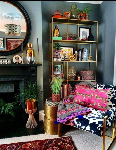 Vibrant Living Room, Living Room Decorating Ideas, Living Room Decorating, Living Room Styles, Lounge Ideas, Colourful Living Room, Boost Your Mood, Maximalist Decor, In The Deep