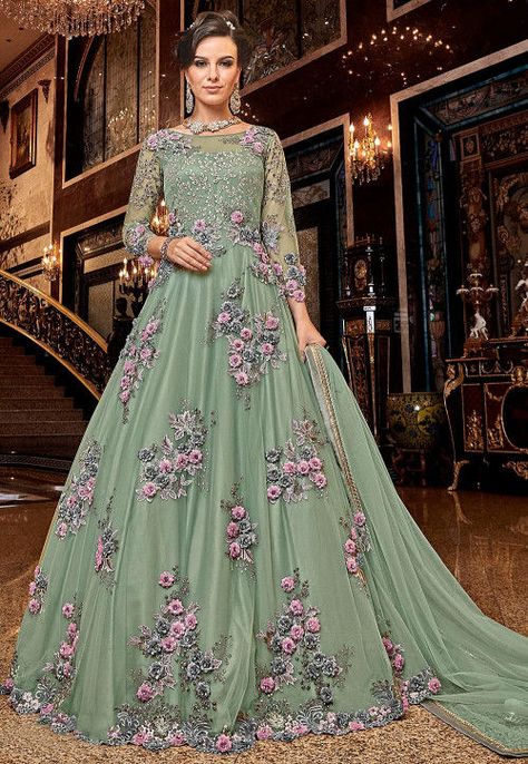 Pakistani Wedding Guest Dresses, Pakistani Wedding Guest, Wedding Guest Dresses Uk, Wedding Guest Suits, Bridal Anarkali, Party Wear Gown, Gaun Fashion, Pakistani Wedding Dress, Indian Party Wear