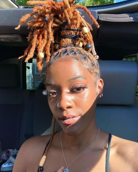 Locs No Middle Part, Black Girls With Locs, Faux Locs Colored, Girls With Locs, Box Braids Pictures, Small Locs, Lock Styles, Women With Locs, Twist Cornrows