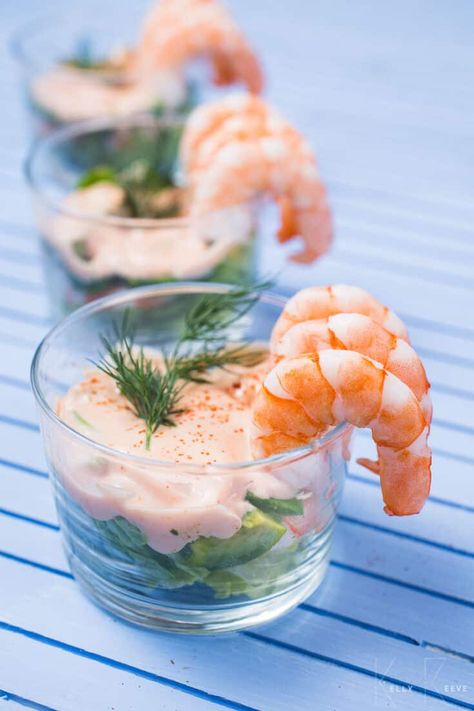 Prawn Starters, Nye 2023, Cocktail Sauce Recipe, Cocktail Shrimp Recipes, Starter Recipes, 2023 Ideas, Prawn Cocktail, Cocktail Appetizers, Shrimp Appetizers