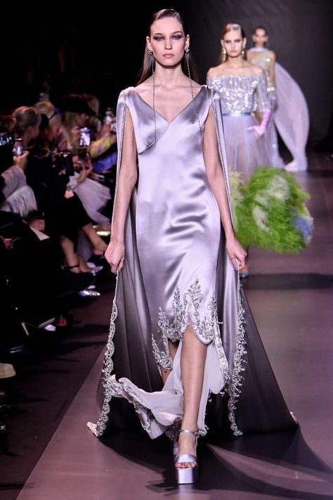 Georges Hobeika 2023, Spring Haute Couture, Purple Runway, جورج حبيقة, George Hobeika, Runway 2023, Couture 2023, Runway Gowns, Haute Couture Details