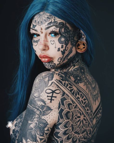 Photo of tattooed models by Laurent Ponce | France Most Painful Tattoo, Tattooed Models, Surreal Tattoo, Word Tattoo, Neck Tattoos Women, Geometric Tattoos, Tattoed Women, Body Suit Tattoo, Human Canvas