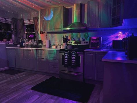 Vibey Kitchen, 80’s Room, Moon Bathroom, Aesthetic Bedroom Decor, Maximalist Design, First Apartment Decorating, College Apartment Decor, Dream Apartment Decor, Future Apartment Decor