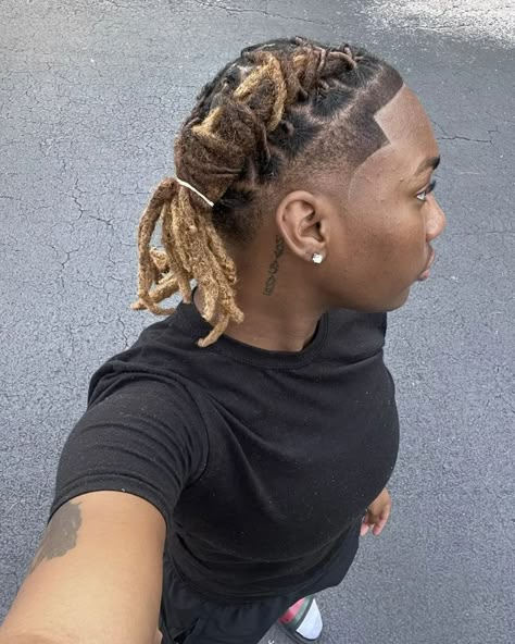 Line Up With Dreads, Locs Hairstyles For Studs, Stud Dread Styles, Mens Barrel Twist Locs, Studs Haircut, Hairstyles For Studs, Hairstyles For Locks, Stud Haircut, Dread Braids Men