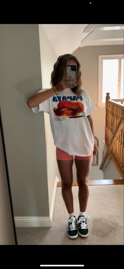 Outfits For Summer Comfy, Comfy Outfits Summer Casual, Outfits Verano 2020, Basic Cute Outfits Summer, Cute Outfits For Hot Days At School, Aesthetic Athletic Outfits Summer, Short Outfits School, Summer Outfit Athletic, Dry Fit Outfit