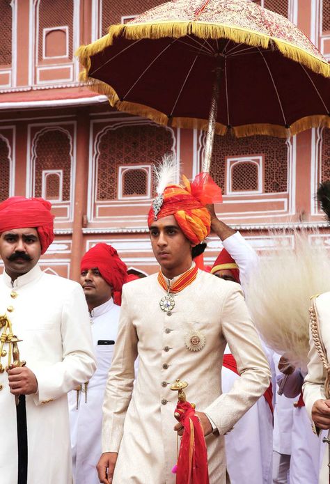 Sawai Padmanabh Singh, Maharaja of Jaipur, 18 — Princess Diya Kumari & Maharaja Narendra Singh's oldest was officially crowned this yr on his 18th birthday. The avid polo player is a Sr. at Millfield School in England | 23 Feb 2017 Royal Pic, Padmanabh Singh, Indian Kings, Duleep Singh, Delhi Durbar, India Royale, भारतीय इतिहास, Indian Royalty, Rajasthani Dress