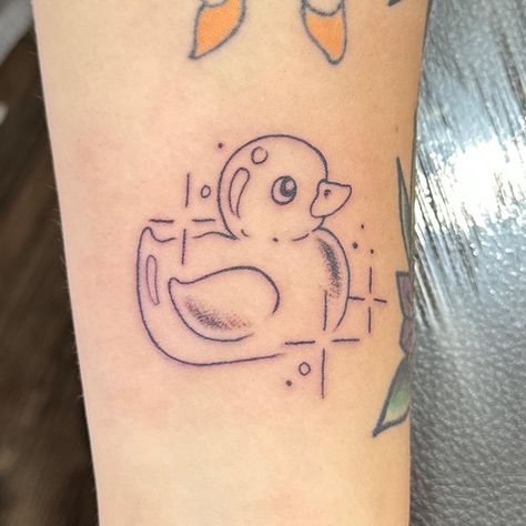 Rubber Hose Tattoo, Duckie Tattoo, Rubber Duck Tattoo, Harley Tattoos, Duck Tattoos, Piercing Ideas, Tat Ideas, Rubber Ducky, Vintage Tattoo