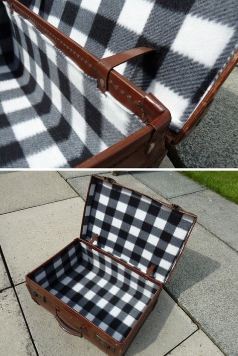 Upcycle that old vintage suitcase into a table, shelves or a dresser. There are so many home decor ideas you can craft and makeover those old suitcases. Decoupage Suitcase, Painted Suitcase, Rangement Art, Suitcase Decor, Old Luggage, Diy Suitcase, Cute Diy Projects, Old Suitcases, Vintage Suitcases