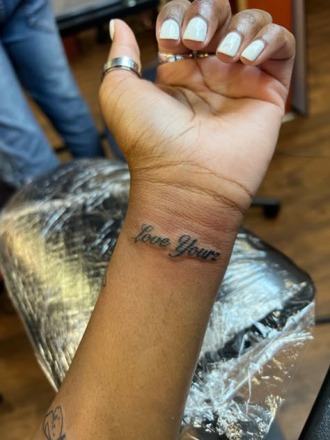 Love Yourz J Cole Tattoo Finger, I Cole Tattoo, Wrist Name Tattoos For Women, Wrist Tattoos Quotes, Love Yourz J Cole Tattoo, Love Yourz J Cole, J Cole Tattoo, Name Tattoos On Wrist, Love Yourself Tattoo