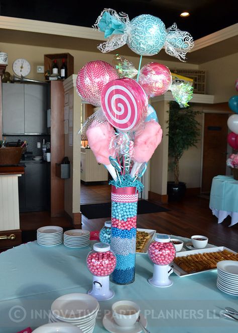 Candy Centerpiece, Candy Theme Birthday Party, Candy Themed Party, Candy Centerpieces, Candy Land Birthday Party, Bat Mitzvah Party, Candy Birthday Party, Candyland Birthday, Candy Land Christmas Decorations Diy