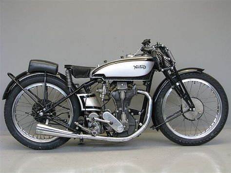 Norton Motorcycle Vintage, Norton Bike, Norton Motorcycle, Flat Track Motorcycle, Norton Commando, Motorcycle Vintage, British Motorcycles, Motorcycle Manufacturers, Scrambler Motorcycle