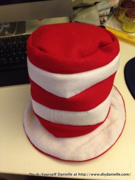 Diy Dr Seuss Hat, Cat In The Hat Hat, Festival Tree, Seuss Costumes, Dr Seuss Costumes, Diy Romper, Dr Seuss Hat, Book Character Day, Costumes For Couples