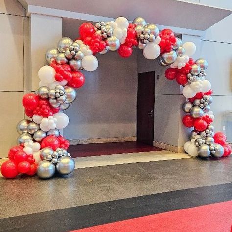 💥 Crazy Towers! 💥 #SAROMINspired #balloongarland #balloonarch #balloon #balloons #balloondecor #balloonbouquet #balloonart… | Instagram Volleyball Party, Balloon Tower, Balloon Arches, Diy Balloon Decorations, Diy Balloon, Spring Ideas, Balloon Diy, October 23, October 25