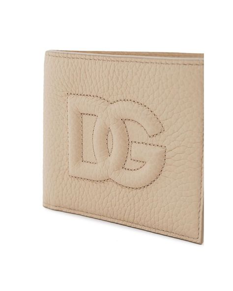 Beige leather wallet Designed for men High quality leather construction Timeless design Functional and elegant Material: Leather Size on Tag: One Size Leather Wallet Design, Embossed Logo, High Quality Leather, Leather Wallet, Timeless Design, Dolce And Gabbana, Wallet, ? Logo, Leather