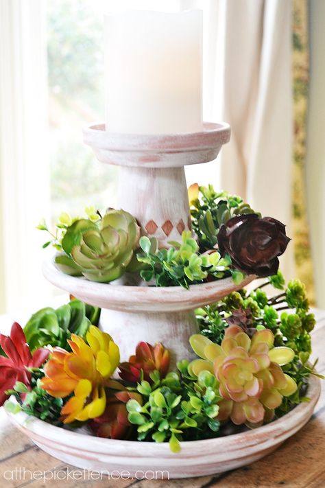 So simple and elegant! This tiered clay pot centerpiece looks so pretty with faux succulents but would be easy to switch out seasonally. Clay Pot Projects, نباتات منزلية, Terra Cotta Pot Crafts, Flower Pot Crafts, Clay Pot Crafts, Have Inspiration, Terraria, Faux Succulents, Cactus Y Suculentas