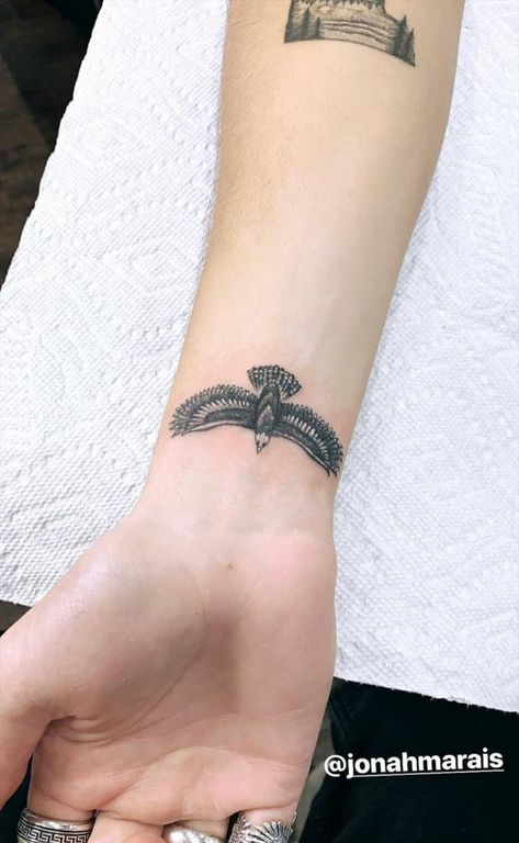 Hawk Tattoo, Bird Tattoo Wrist, Animal Tattoo Ideas, Forearm Band Tattoos, Small Forearm Tattoos, Inspiration Tattoos, Back Tattoos For Guys, Jonah Marais, Bird Tattoo