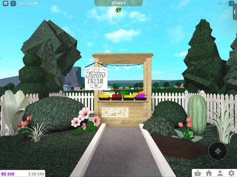 Fruit Stand Bloxburg, Farmers Market Bloxburg, Bloxburg Farm, Bloxburg Decor, Modern Suburban House, Beach Bed, Town Ideas, Decal Codes, Bloxburg Decals