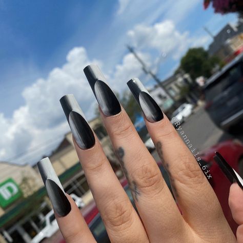 Ombre Nails Black And White, Ombre Black And White Nails, Black And White Ombré Nails, White And Black Ombre Nails, Black White Ombre Nails, Black And White Ombre Nails, Black And White French Nails, Ombre French Nails, Ombre French Tips