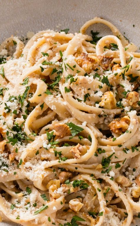 Fettuccine with Walnut Sauce: We combined walnuts, cream, Parmesan, lemon juice, garlic, and nutmeg in the food processor to create a creamy pasta sauce. Cooked Pasta Recipes, Walnut Sauce, Pasta Sauce Recipe, Pasta Making, Country Magazine, America's Test Kitchen Recipes, Food Receipt, Heirloom Recipes, Kitchen Recipe