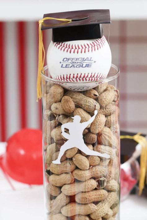 Baseball Vase Centerpiece, Senior Night Ideas Baseball, Baseball Theme Graduation Party Ideas, High School Sports Banquet Centerpieces, Graduation Baseball Theme, Boys Graduation Party Ideas Centerpieces, Graduation Party Ideas Baseball, Baseball Graduation Centerpieces, Senior Baseball Table Ideas