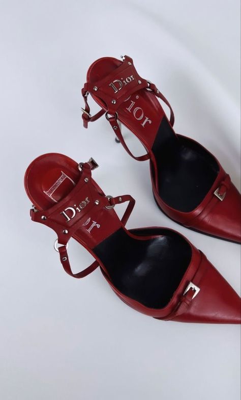 Shoes For Women Classy, Vintage Dior Heels, Workouts Clothes, Dior Heels, Classy Heels, Heels Vintage, Trendy Heels, Trendy Shoes Sneakers, Fashion Dictionary