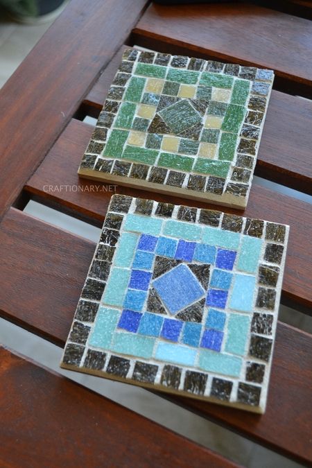 Mosaic Coasters - A Cool DIY Project - Craftionary Pebble Art Ideas, Diy Mosaic Projects, Mosaics For Kids, Mosaic Coasters, Grey And Rose, Coaster Projects, Class Art Projects, Mosaic Art Diy, Geometric Mosaic