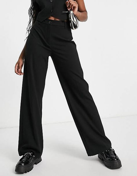 Bershka wide leg slouchy dad tailored pants in black | ASOS Bershka Wide Leg, Social Media Trends, Winter Party Dress, Pantalon Large, Long Sleeve Floral Dress, Sweaters And Leggings, Tailored Pants, Satin Slip Dress, Skirt Leggings