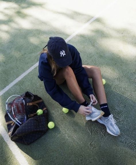 Tennis Pics, Mode Tennis, Tennis Core, Kily Jenner, Tennis Girl, Tennis Aesthetic, Tennis Life, Super Rich Kids, Sports Aesthetic