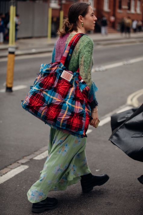 Blazer Over Dress, Fashion Week Fall 2023, What People Are Wearing, November Fashion, Cult Of Personality, Fallen London, London Street Style, Fall 2023, Fashion Week Street Style