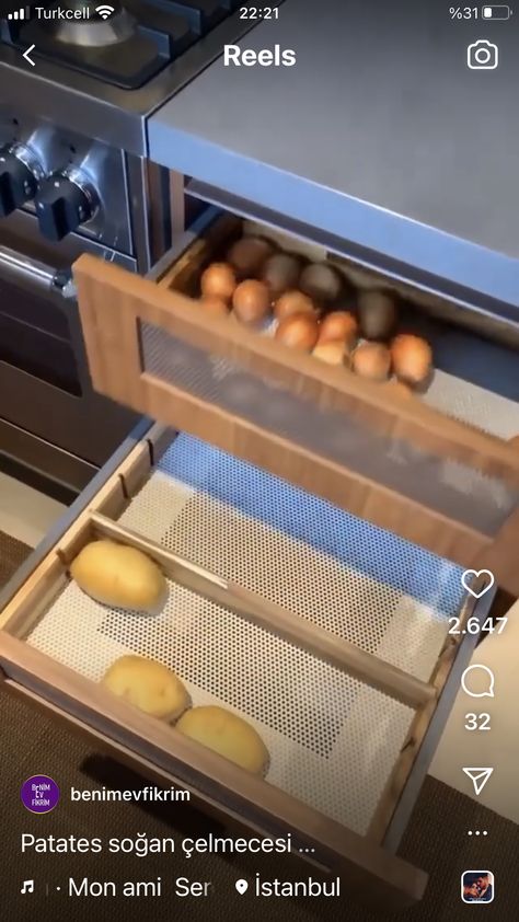 Vegetables Organization Ideas, Vegetable Racks In Kitchen Cabinets, Root Vegetable Storage Ideas, Onion Storage In Kitchen, Onion Basket Kitchen, Parallel Kitchen Design Modern, Onion Basket, Parallel Kitchen Design, Kitchen Wardrobe Design