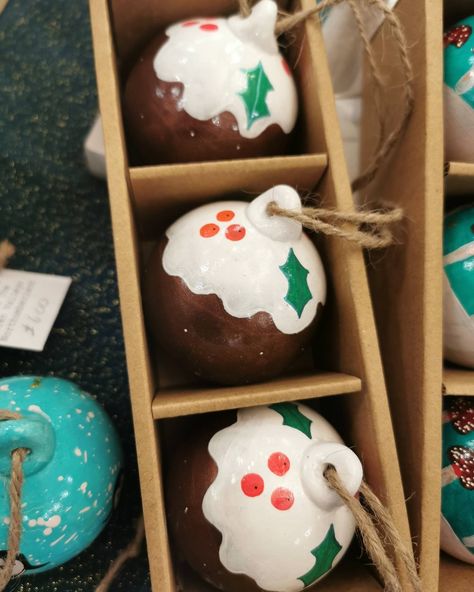 Hand painted set of ceramic baubles. Three christmas pudding baubles each one individually painted and unique. Each one comes with a length of twine to hang on your tree. Ceramic Christmas Baubles, Hand Painted Ceramic Christmas Baubles, Hand Painted Bauble, Ceramic Christmas Decorations, Needle Felted Christmas, Christmas Pudding, Felt Christmas, Hand Painted Ceramics, Christmas Balls