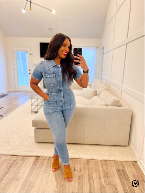 Good American Jumpsuit Outfit, Black Denim Jumpsuit Outfit, Denim Jumpsuit Outfit Black Women, Denim Jumpsuit Outfit Winter, Denim One Piece Jumpsuit, Good American Jumpsuit, Denim Jumpsuits For Women, Jean Jumpsuit Outfit, Jumpsuit Outfit Black