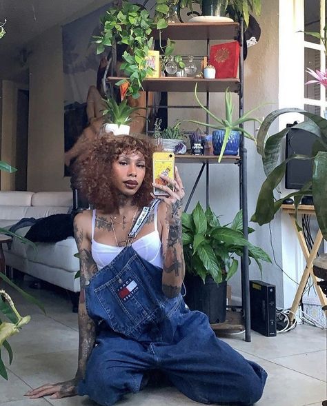 Black Boho Aesthetic, Overall Outfit Ideas, Mbti Fashion, Overalls Outfit Aesthetic, Indie Women, Poses To Recreate, Spiritual Witch, Black Hippie, Cozy Nature