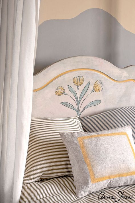 Swedish Style Bedroom, Swedish Bedroom, Annie Sloan Old Ochre, Painted Bed Frames, Decorative Furniture Painting, Floral Headboard, Painted Headboard, French Painted Furniture, Gray Painted Walls