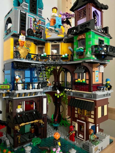 Ninjago City Gardens, Phonk Aesthetic, Lego Cyberpunk, Lego Ninjago City, Lego Build Ideas, Ninjago City, Lego Organization, City Gardens, Big Lego