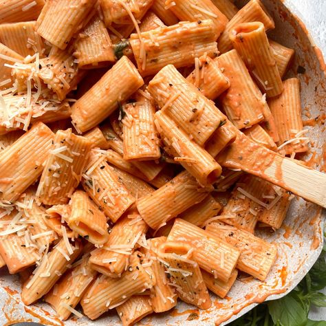 Pasta With Coconut Cream, Pasta With Coconut Milk, Healthy Chocolate Chip Muffins, Pesto Pasta Bake, Coconut Milk Sauce, Health Posts, Vegan Parmesan Cheese, Tomato Puree, Stuffed Sweet Potato Healthy