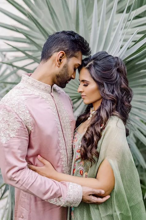 Pink And Green Indian Wedding, Kurmai Ceremony, Reception Couple Dress Indian, South Indian Bridesmaids, Mehendi Event, Indian Mehendi, Lavender Outfit, Indian Bridesmaids, Mehendi Ceremony