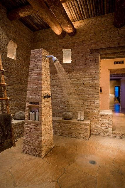 Dry stack wall, "Chaco Canyon"-esque bathroom. Love the style! - Rancho Alegre home in Santa Fe, NM Open Showers, Stone Bathtub, Stone Shower, Real Estat, Stone Bathroom, Bathroom Goals, Stone Walls, Earthship, Dream Bathrooms