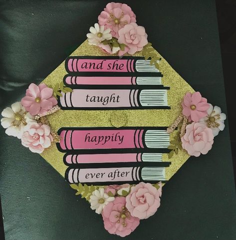 Book Lover Graduation Cap, Grad Cap English Major, Librarian Graduation Cap, Graduation Cap Designs Books, Bookish Graduation Cap, Book Grad Cap, Book Graduation Cap, Asu Graduation, Quotes For Graduation Caps