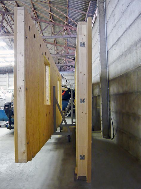 Prefab Wall Panels, Prefab Walls, Tiny House Hotel, Sips Panels, Prefab Buildings, Modular Housing, Framing Construction, Structural Insulated Panels, Sustainable Building Materials