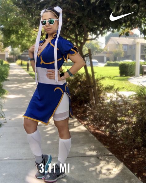 My Halloween Running Costume: Run-Li (Chun-Li) Halloween Running Costumes, Last Minute Costumes, Running Costumes, Chun Li, On My Own, Thug Life, Cosplay Outfits, Low Key, Upside Down