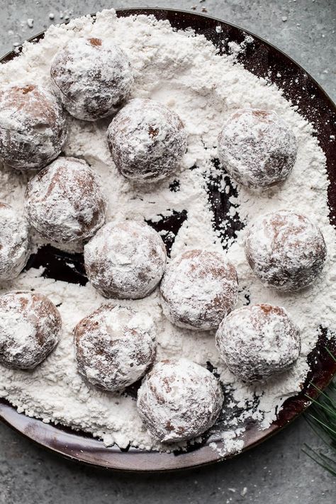 Chocolate Peppermint Snowball Cookies (Gluten-Free) – Salted Plains Butter Ball Cookies Recipe, Butterball Cookies, Chocolate Snowballs, Pecan Snowballs, Pecan Snowball Cookies, Meltaway Cookies, Snowball Cookie Recipe, Vegan Pecan, Russian Tea Cake