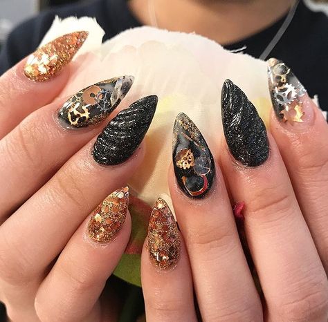 Steampunk nails Bayonetta Inspired Nails, Steampunk Nails, Vampire Nails, Themed Nails, Inspired Nails, Nail Artist, Keratin, Nail Art, Nails