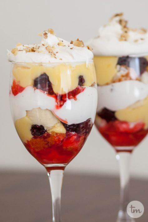 Quick and Easy Trifle Dessert Recipe | Today's Mama Dessert Recipes Quick, Easy Birthday Desserts, Trifle Bowl Recipes, Easy Trifle, Trifle Dessert Recipes, Apple Cakes, Fast Desserts, Recipes Quick And Easy, Easy Dessert Recipes Quick