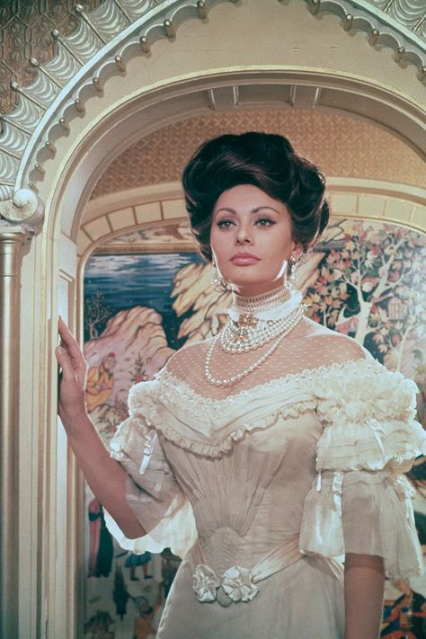 Becky Sharp, Dior Gown, Balmain Dress, Sofia Loren, Lady L, Marlon Brando, Oscar Winners, Period Costumes, The Golden Age