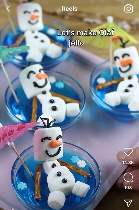 Frozen Theme Jello Cups, Frozen Movie Snacks, Olaf Jello Cups, Olaf Desserts, Frozen Themed Desserts, Olaf Jello, Olaf Marshmallow, Sugar Cookie Recipe With Royal Icing, Snowman Recipes