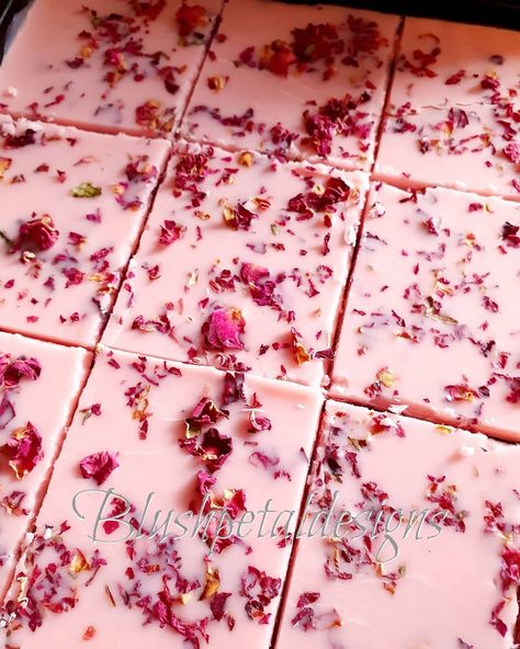 Magick Candles, Wax Melt Brittle, Wax Melt Bar Packaging, Pressed Flower Soap, Wax Brittle, Glitter Wax Melts, Flower Wax Melts, Dried Petals, Pressing Flowers