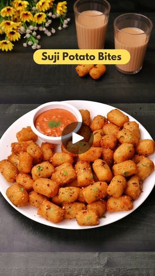 Potato Bites Recipe, Coriander Oil, Aloo Recipe, Bite Size Snacks, Aloo Recipes, Spicy Snacks Recipes, Iftar Recipes, Potato Snacks, Pancake Recipes