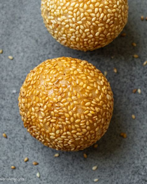 Baked Sesame Balls, Peanut Butter Sesame Balls, Sesame Mochi Balls, Sesame Balls Recipe Glutinous Rice, Chinese Sesame Balls, Jian Dui, Sesame Balls Recipe, Sesame Seed Balls, Honey Balls Recipe